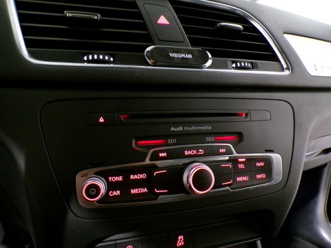 Audi Q3 2.0 TFSI Quattro S Line "Automaat" 2X S-Line Pano Stoelverwarming Xenon-LED 19"Velgen Navigatie Cruise-control Garantie