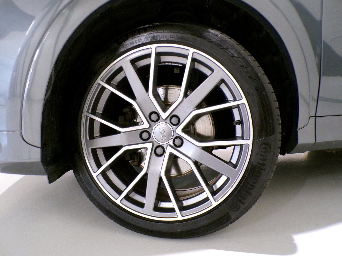 Audi Q3 2.0 TFSI Quattro S Line "Automaat" 2X S-Line Pano Stoelverwarming Xenon-LED 19"Velgen Navigatie Cruise-control Garantie