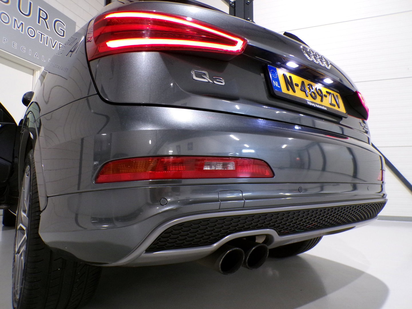 Audi Q3 2.0 TFSI Quattro S Line "Automaat" 2X S-Line Pano Stoelverwarming Xenon-LED 19"Velgen Navigatie Cruise-control Garantie