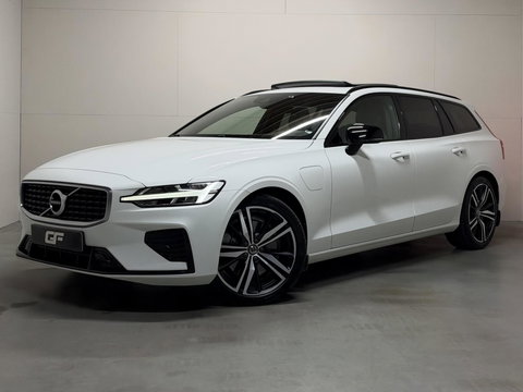 Volvo V60 2.0 T8 Twin Engine AWD R-Design Pano H/K 360° HUD Trekh.