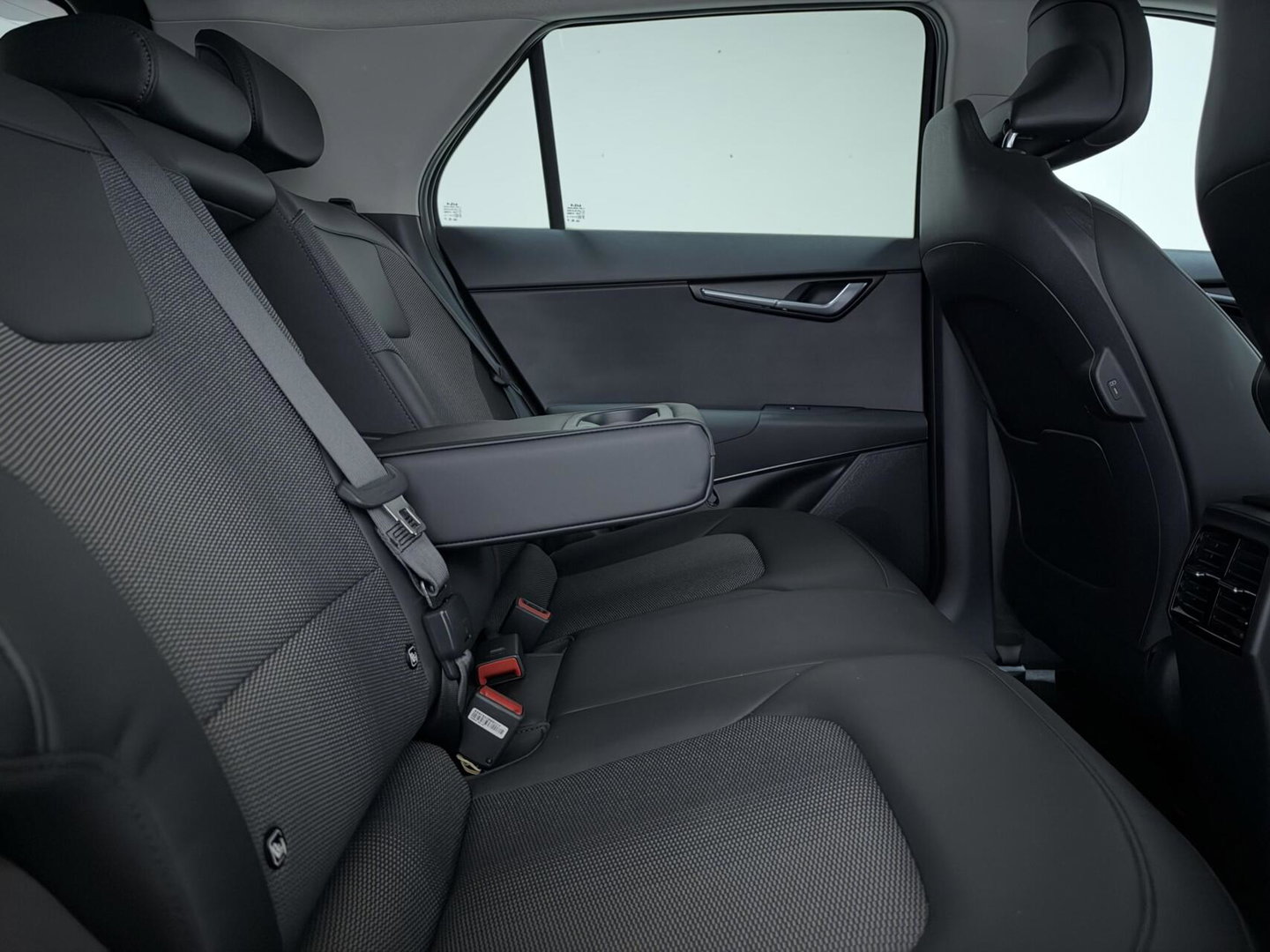 Kia Niro EV Edition 64.8 kWh Pano HUD Camera Carplay Stoel/Stuur verwarming