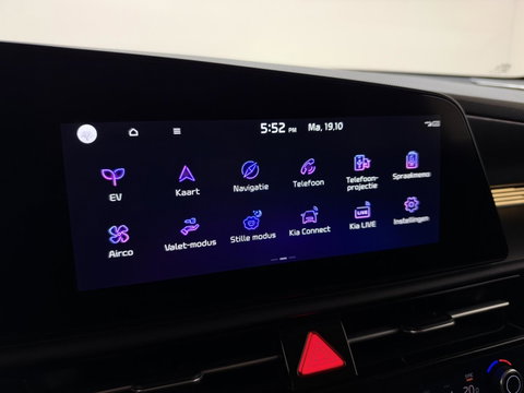 Kia Niro EV Edition 64.8 kWh Pano HUD Camera Carplay Stoel/Stuur verwarming