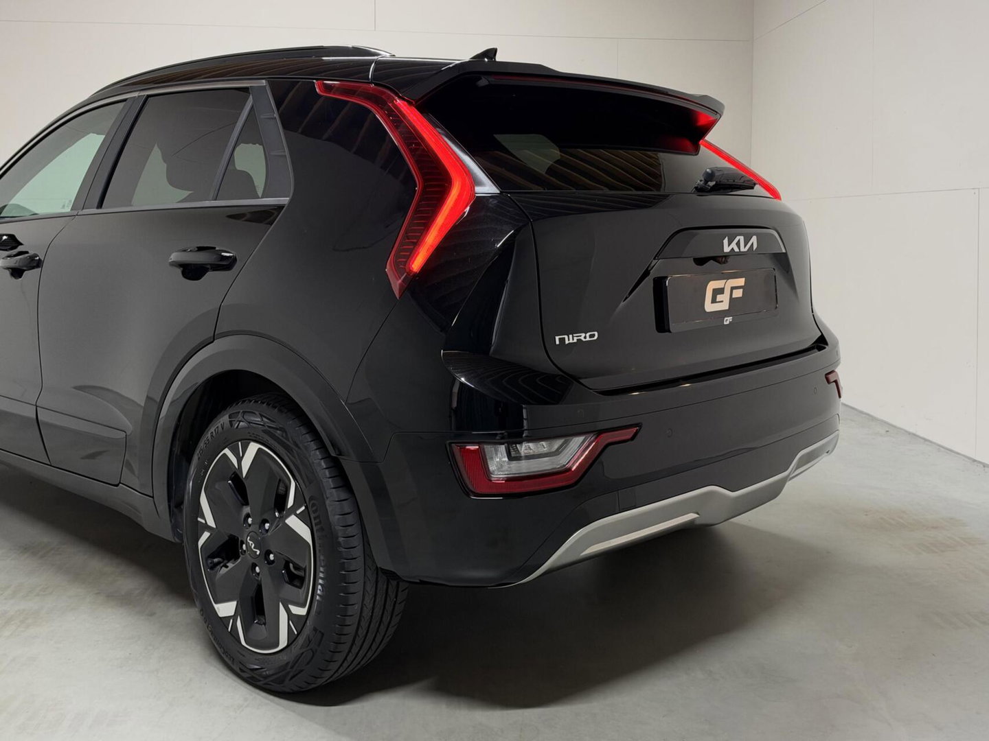 Kia Niro EV Edition 64.8 kWh Pano HUD Camera Carplay Stoel/Stuur verwarming