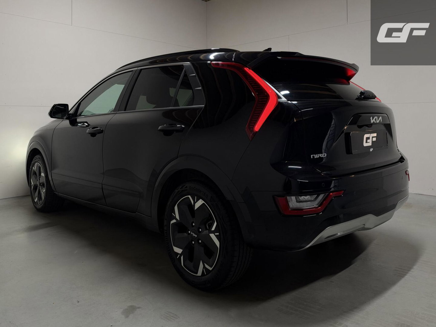 Kia Niro EV Edition 64.8 kWh Pano HUD Camera Carplay Stoel/Stuur verwarming