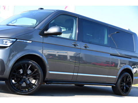 Volkswagen Transporter 2.0 TDI L2H1 30 DC Caravelle FULL OPTIONS! Adaptieve Cruise, Camera, Carplay, 2 x Schuifdeur, Leder, LED, 204pk, Automaat, Clima, Stoelverwarming, Uniek!