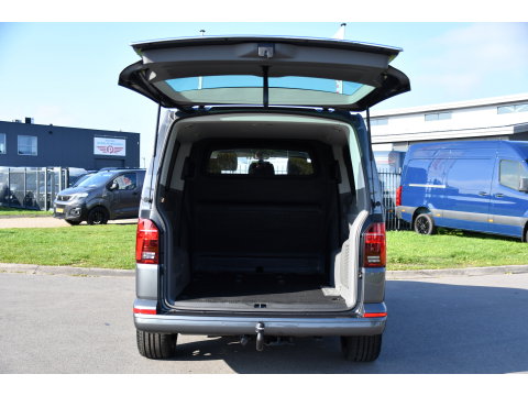 Volkswagen Transporter 2.0 TDI L2H1 30 DC Caravelle FULL OPTIONS! Adaptieve Cruise, Camera, Carplay, 2 x Schuifdeur, Leder, LED, 204pk, Automaat, Clima, Stoelverwarming, Uniek!
