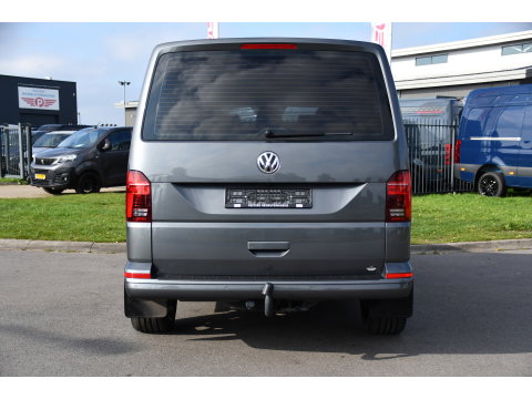 Volkswagen Transporter 2.0 TDI L2H1 30 DC Bulli Virtual, Adpatieve Cruise, Carplay, LED, Leder, Stoelverwarming, Trekhaak, Automaat, Uniek!