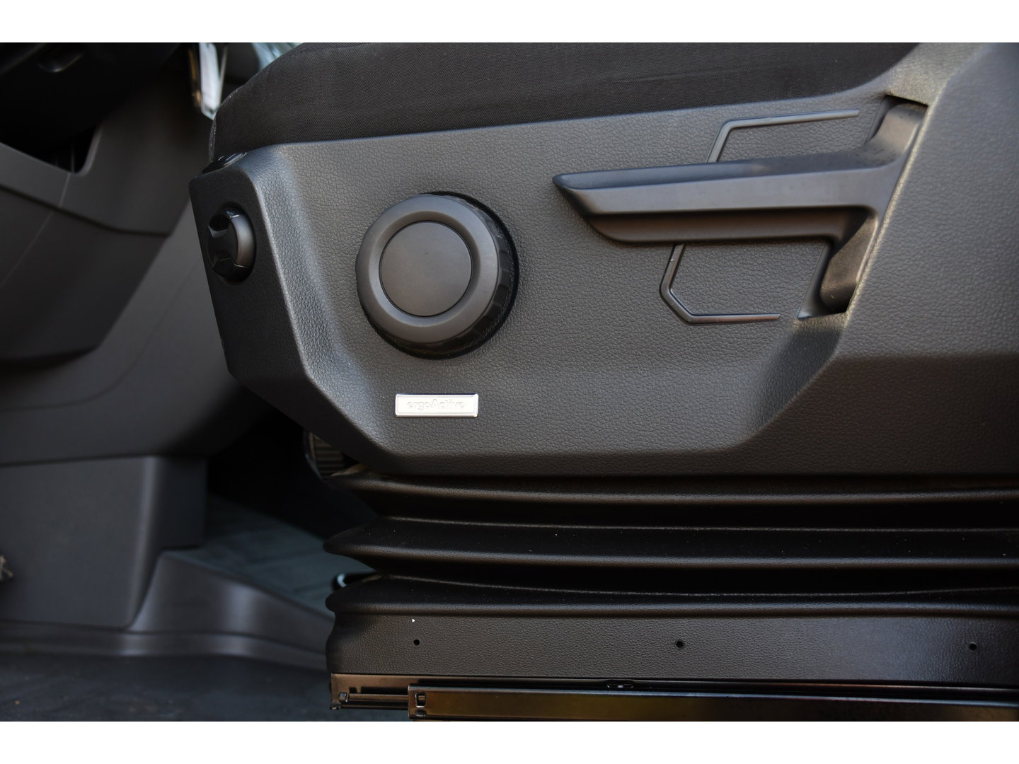 MAN TGE 3.180 35 2.0 L3H2 DC PB Edition Camera, Cruise, Carplay, LED, 177pk, Automaat, Sensoren, Multimedia, Uniek!