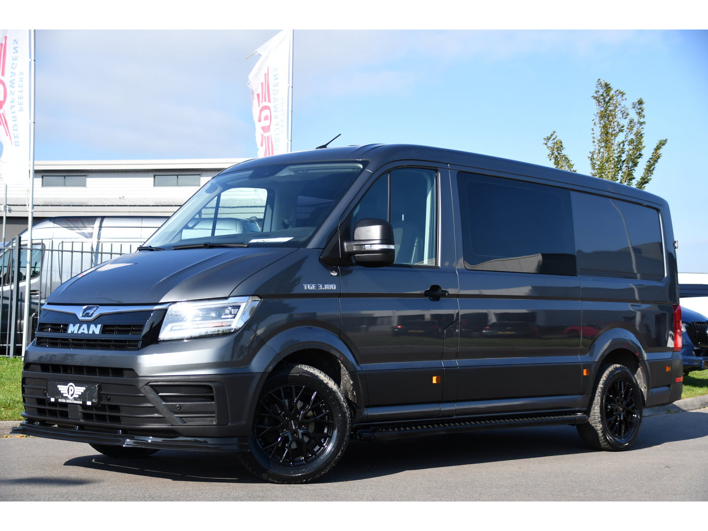 MAN TGE 3.180 35 2.0 L3H2 DC PB Edition Camera, Cruise, Carplay, LED, 177pk, Automaat, Sensoren, Multimedia, Uniek!