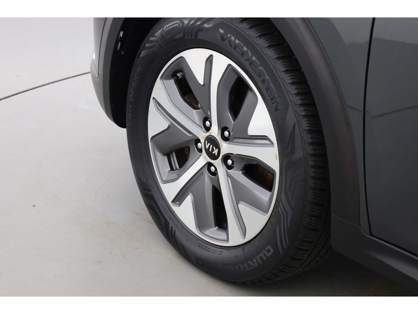 Kia e-Niro 64 kWh | SOH 100% | Rijklaar! | Leder | Stoelventilatie | Camera | Adapt. Cruise | All Seasons