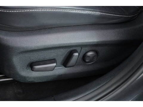 Kia e-Niro 64 kWh | SOH 100% | Rijklaar! | Leder | Stoelventilatie | Camera | Adapt. Cruise | All Seasons
