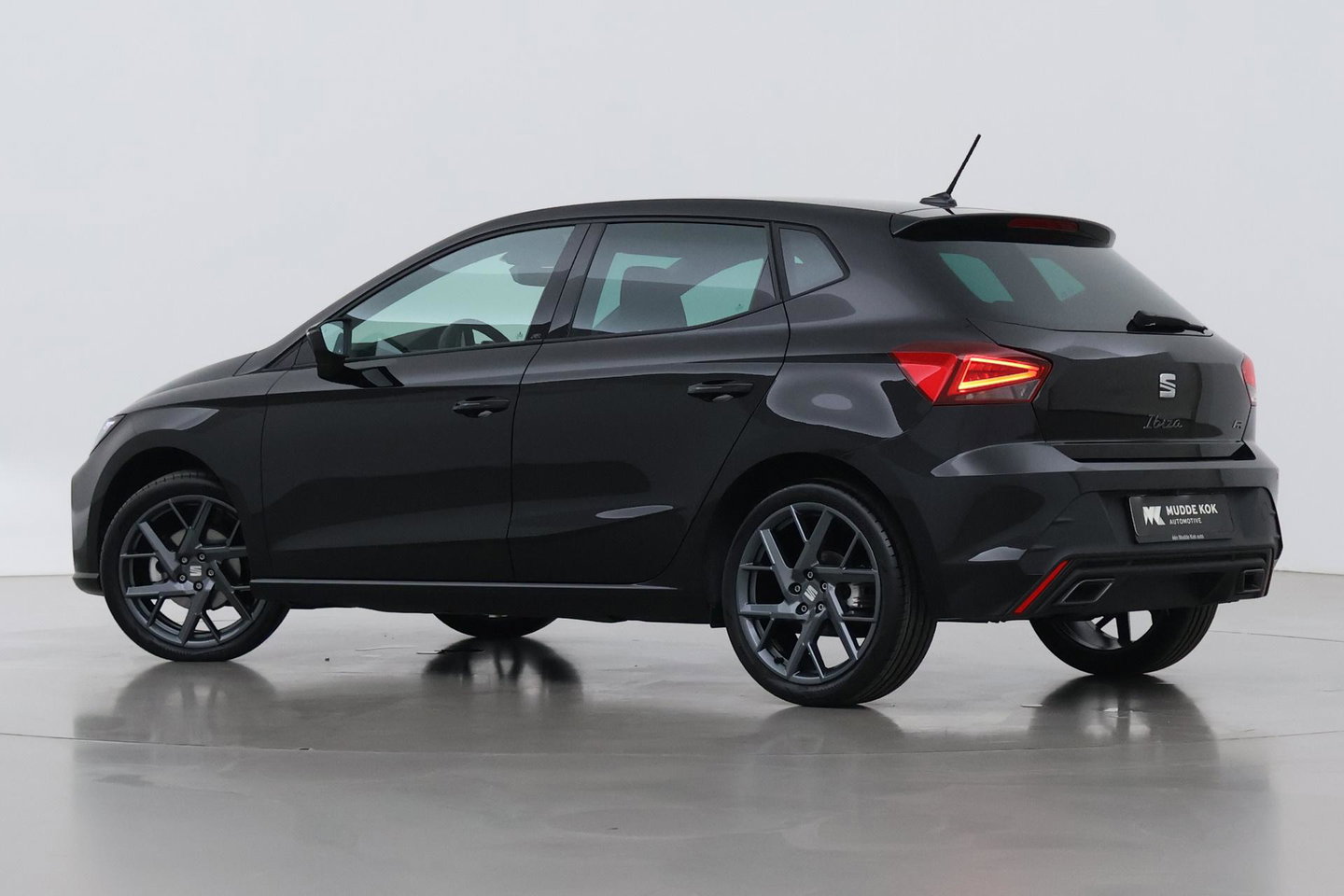 SEAT Ibiza 1.0 EcoTSI FR Business Connect | ACC | Stoelverwarming | Camera | Blind Spot | Keyless | Getint Glas | 18 Inch
