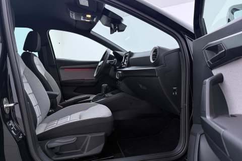 SEAT Ibiza 1.0 EcoTSI FR Business Connect | ACC | Stoelverwarming | Camera | Blind Spot | Keyless | Getint Glas | 18 Inch