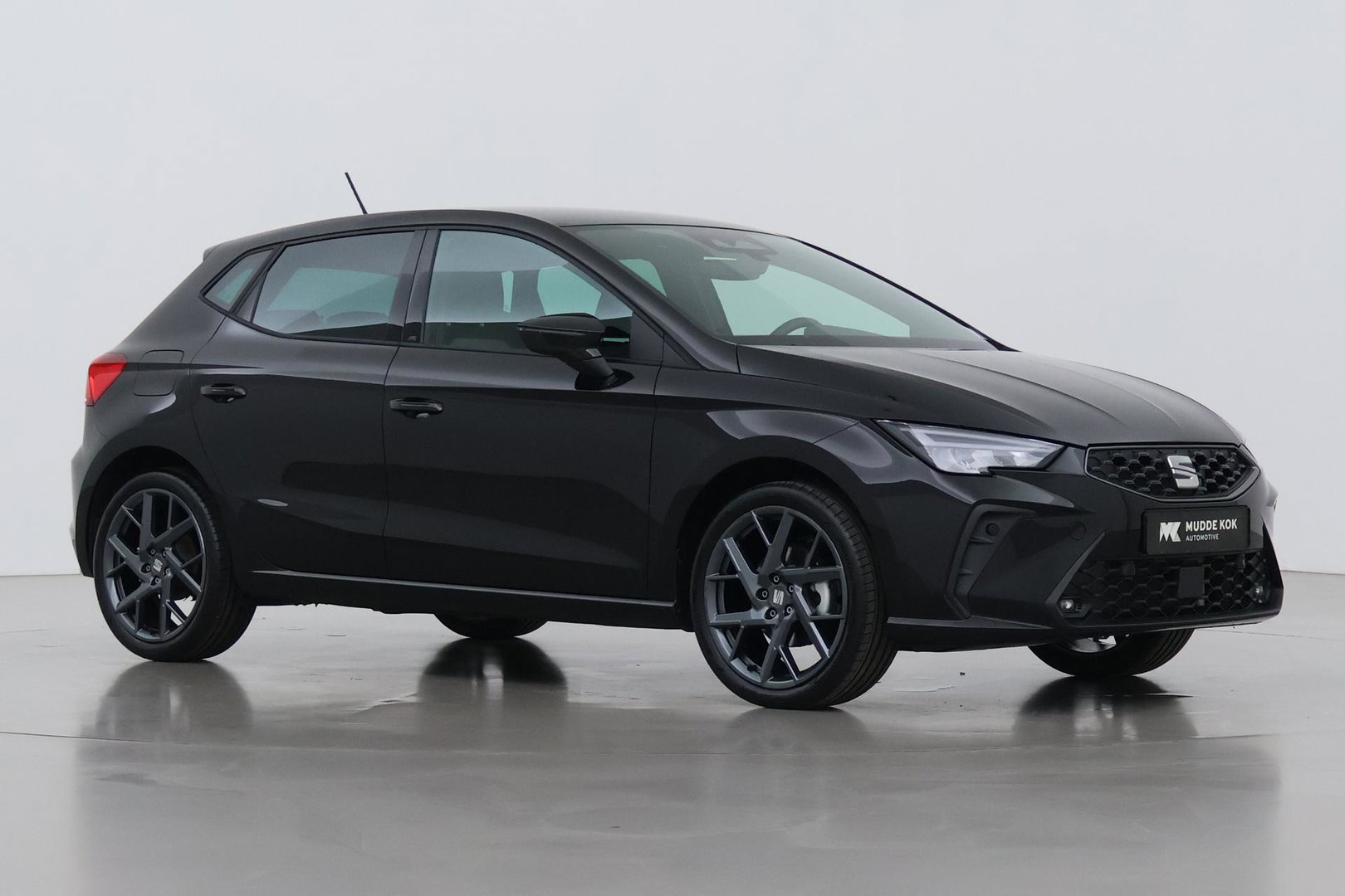 SEAT Ibiza 1.0 EcoTSI FR Business Connect | ACC | Stoelverwarming | Camera | Blind Spot | Keyless | Getint Glas | 18 Inch