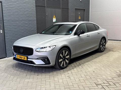 Volvo S90 2.0 B5 Ultimate Dark | Bowers&Wilkins | Luchtvering | Panoramadak | Trekhaak | 360° Camera | Head-Up | Stoel+Stuurverwarming | ACC