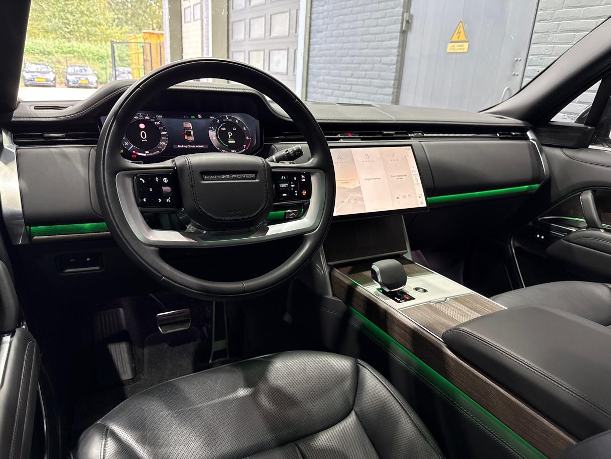 Land Rover Range Rover P550e Autobiography | Meridian Signature | Clearsight | Ventilatie+Massage | Panoramadak | Luchtvering | Koelbox