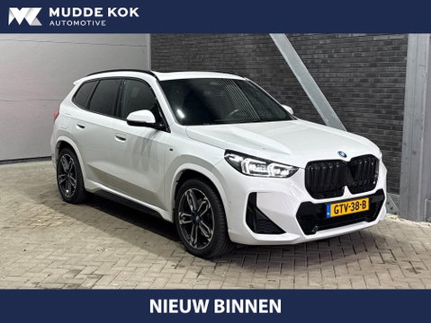 BMW iX1 xDrive30 67 kWh | M Sport | Harman/Kardon | Panoramadak | Adaptieve LED | Elektrische Sportstoelen | Keyless