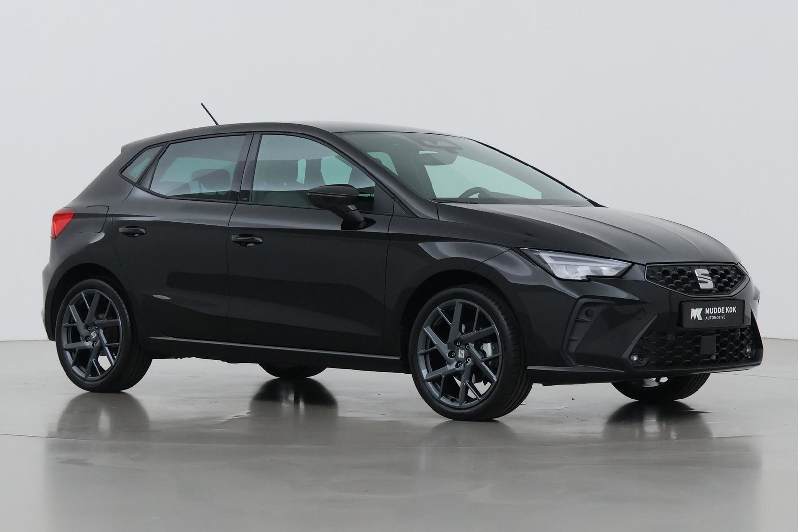 SEAT Ibiza 1.0 EcoTSI FR Business Connect | ACC | Stoelverwarming | Camera | Blind Spot | Keyless | Getint Glas | 18 Inch