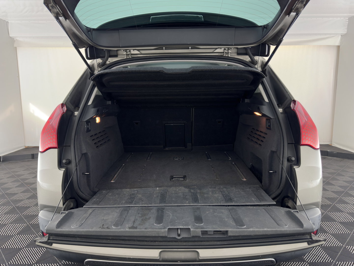 Peugeot 3008 2.0 HDiF HYbrid4 *AUT | NAVI-FULLMAP | LEATHERSEATS | SHIFTPADDLES | PRIVACY-GLASS | ECC | PDC | CRUISE | 16''ALU*