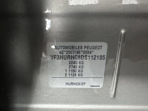 Peugeot 3008 2.0 HDiF HYbrid4 *AUT | NAVI-FULLMAP | LEATHERSEATS | SHIFTPADDLES | PRIVACY-GLASS | ECC | PDC | CRUISE | 16''ALU*