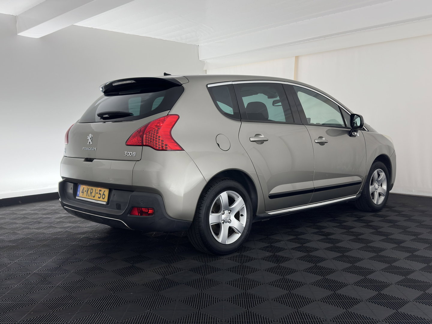 Peugeot 3008 2.0 HDiF HYbrid4 *AUT | NAVI-FULLMAP | LEATHERSEATS | SHIFTPADDLES | PRIVACY-GLASS | ECC | PDC | CRUISE | 16''ALU*