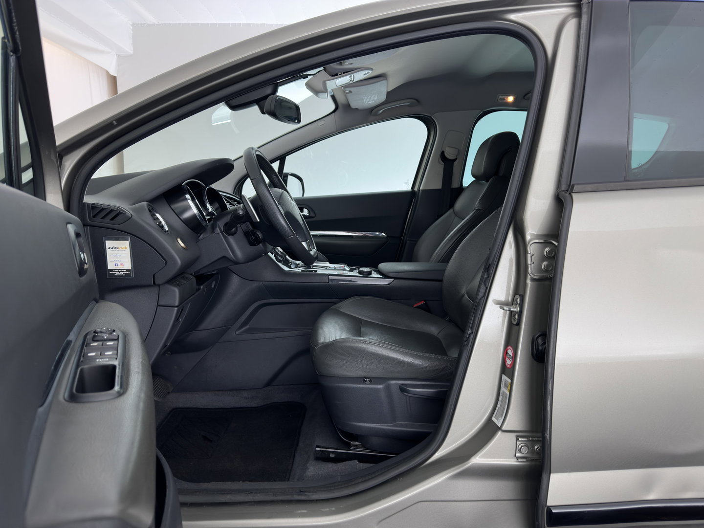 Peugeot 3008 2.0 HDiF HYbrid4 *AUT | NAVI-FULLMAP | LEATHERSEATS | SHIFTPADDLES | PRIVACY-GLASS | ECC | PDC | CRUISE | 16''ALU*