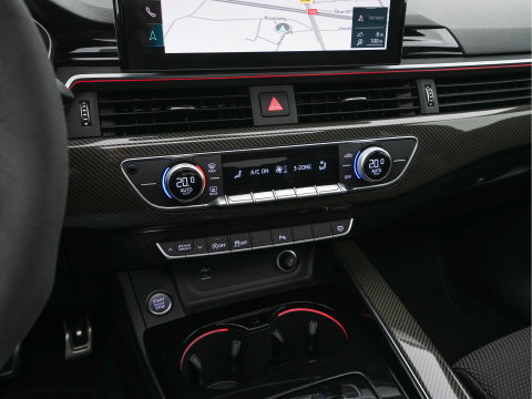 Audi A4 Limousine 35 TFSI S edition Competition *AUT | LEATHER-MICROFIBRE | FULL-LED | SPORTsEATS | KEYLESS | DIGI-COCKPIT | AMBIENT-LIGHT | NAVI-FULLMAP | PRIVACY-GLASS | SHIFT-PADDLES | ECC | PDC | CRUISE | TOWBAR | 18''ALU*