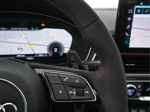 Audi A4 Limousine 35 TFSI S edition Competition *AUT | LEATHER-MICROFIBRE | FULL-LED | SPORTsEATS | KEYLESS | DIGI-COCKPIT | AMBIENT-LIGHT | NAVI-FULLMAP | PRIVACY-GLASS | SHIFT-PADDLES | ECC | PDC | CRUISE | TOWBAR | 18''ALU*