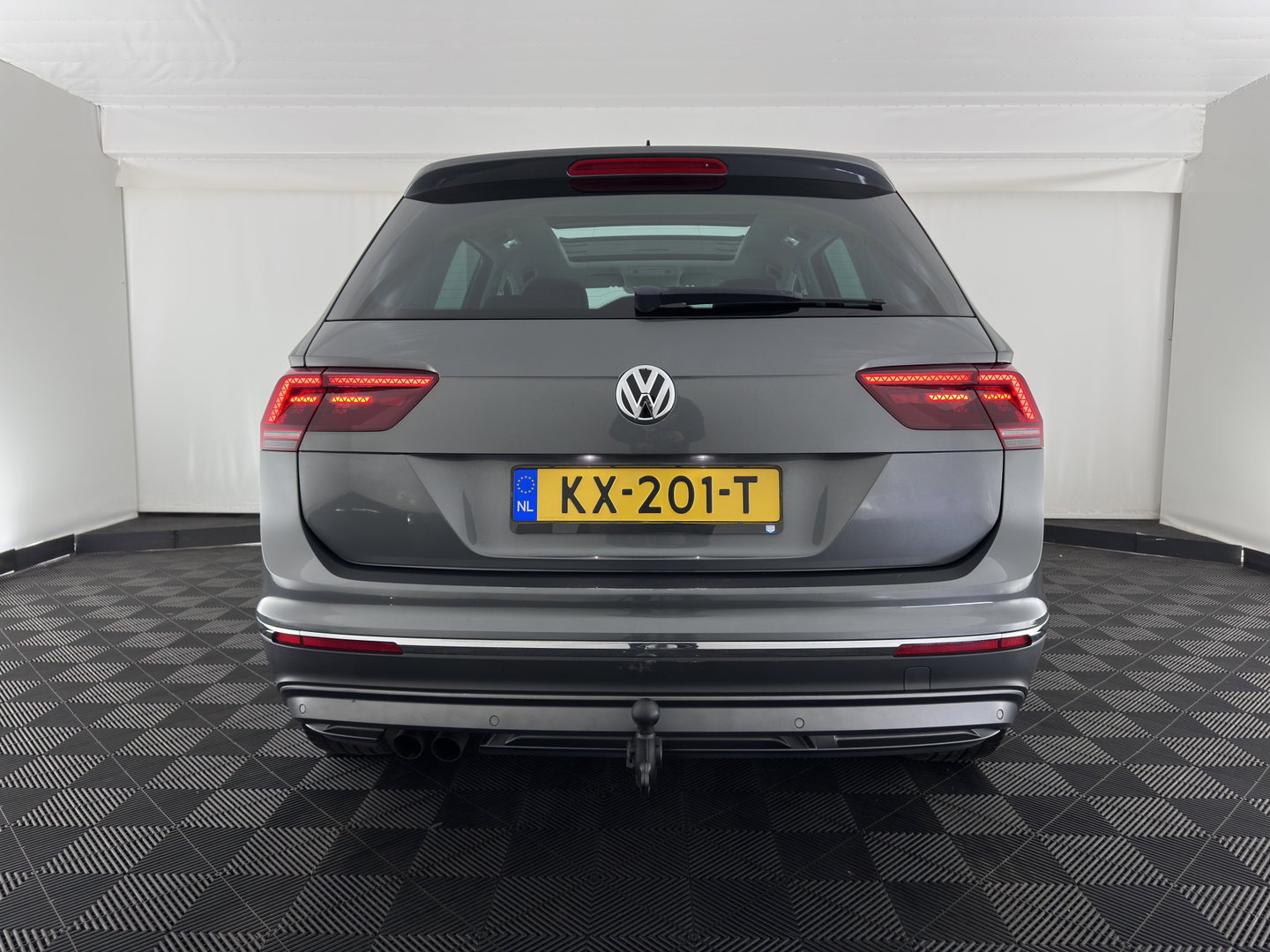 Volkswagen Tiguan 1.4 TSI ACT Highline *AUT | PANO | ADAPTIVE-CRUISE | FULL-LED | VIRTUAL-COCKPIT | KEYLESS | DAB+ | NAVI-FULLMAP | COMFORT-SEATS | ECC | PDC | 18INCH | TOWBAR*