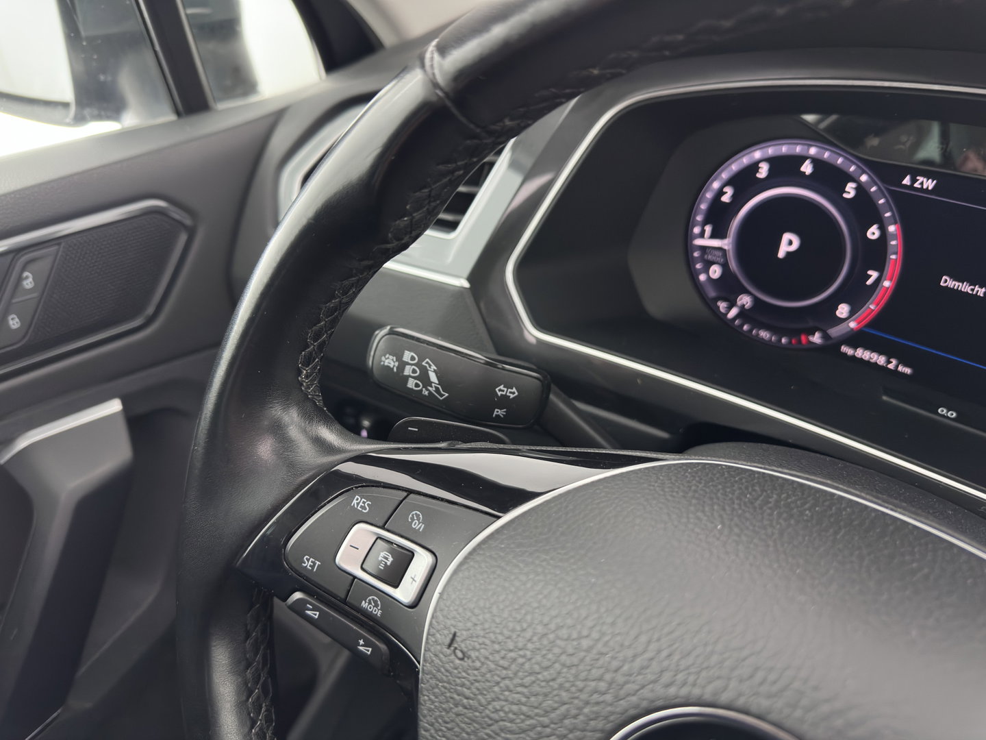 Volkswagen Tiguan 1.4 TSI ACT Highline *AUT | PANO | ADAPTIVE-CRUISE | FULL-LED | VIRTUAL-COCKPIT | KEYLESS | DAB+ | NAVI-FULLMAP | COMFORT-SEATS | ECC | PDC | 18INCH | TOWBAR*