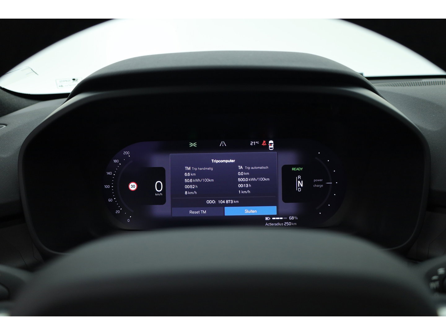 Volvo XC40 Recharge Ultimate 70 kWh | 97% SOH  Pano-dak | Warmte pomp | H&K Audio | Elek. stoelen | Stoel + stuurverw. |