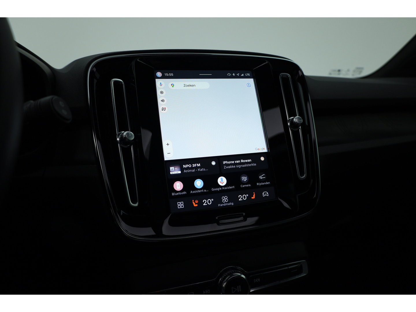 Volvo XC40 Recharge Ultimate 70 kWh | 97% SOH  Pano-dak | Warmte pomp | H&K Audio | Elek. stoelen | Stoel + stuurverw. |