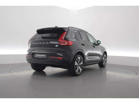 Volvo XC40 Recharge Ultimate 70 kWh | 97% SOH  Pano-dak | Warmte pomp | H&K Audio | Elek. stoelen | Stoel + stuurverw. |