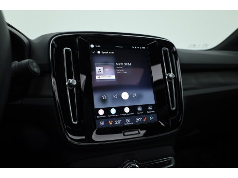 Volvo XC40 Recharge Ultimate 70 kWh | 97% SOH  Pano-dak | Warmte pomp | H&K Audio | Elek. stoelen | Stoel + stuurverw. |