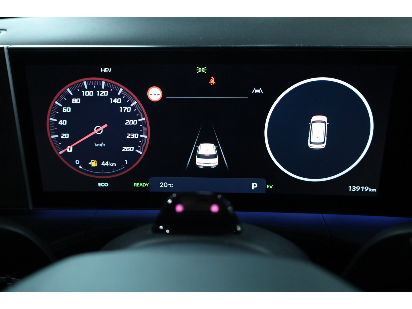 Volvo XC40 Recharge Ultimate 70 kWh | 97% SOH  Pano-dak | Warmte pomp | H&K Audio | Elek. stoelen | Stoel + stuurverw. |