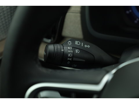 Volvo XC90 2.0 T8 Plus Dark | Luchtvering |  Pano-dak | B&W Audio | Trekhaak | 360 camera |