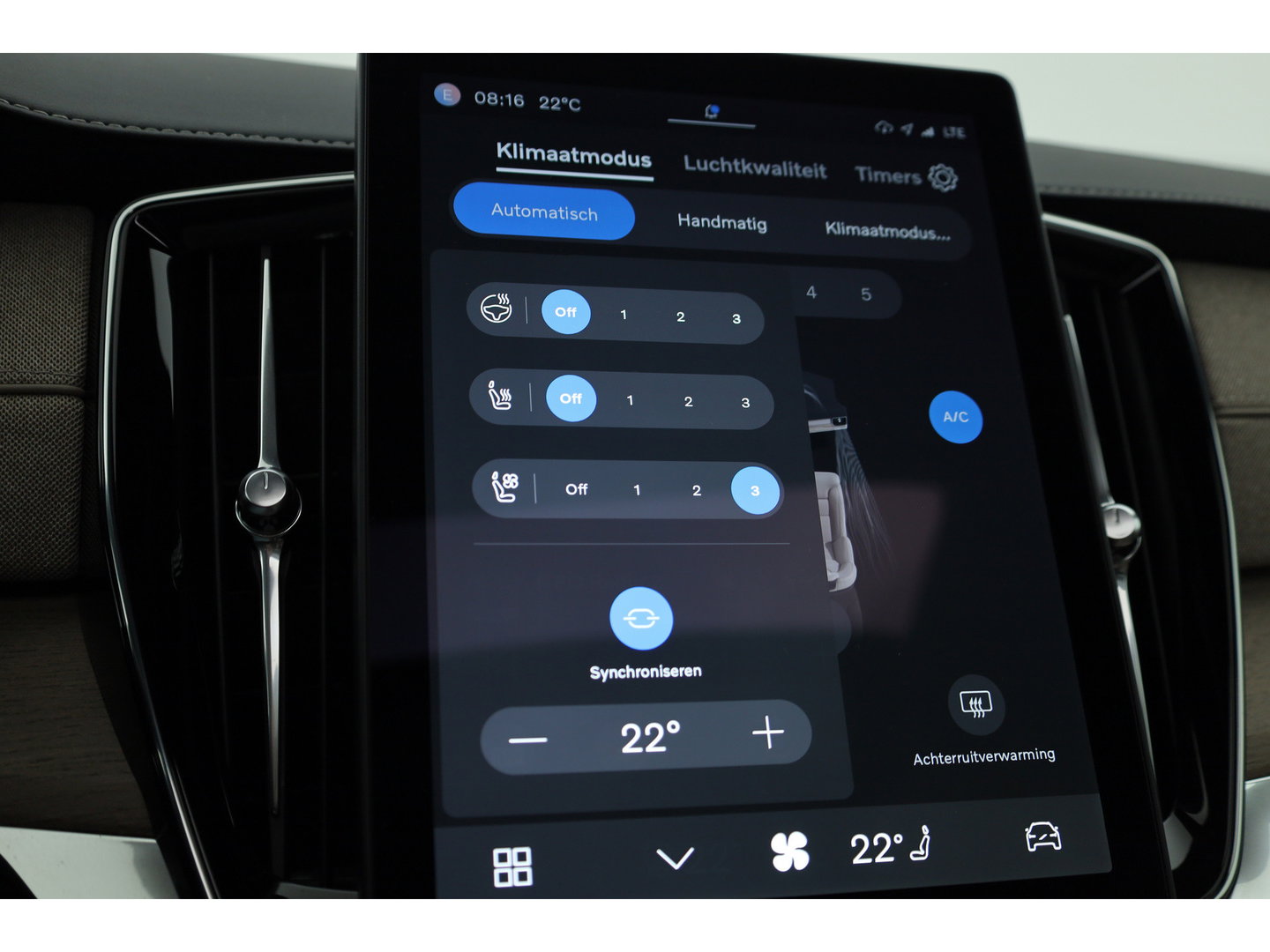 Volvo XC90 2.0 T8 Plus Dark | Luchtvering |  Pano-dak | B&W Audio | Trekhaak | 360 camera |