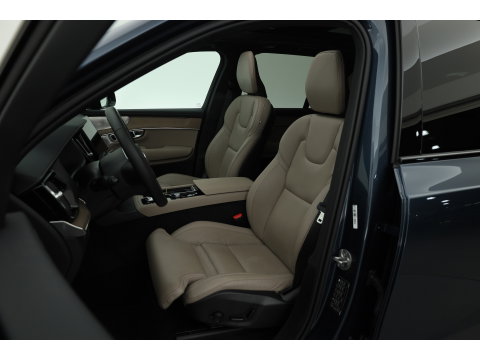 Volvo XC90 2.0 T8 Plus Dark | Luchtvering |  Pano-dak | B&W Audio | Trekhaak | 360 camera |