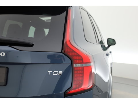 Volvo XC90 2.0 T8 Plus Dark | Luchtvering |  Pano-dak | B&W Audio | Trekhaak | 360 camera |