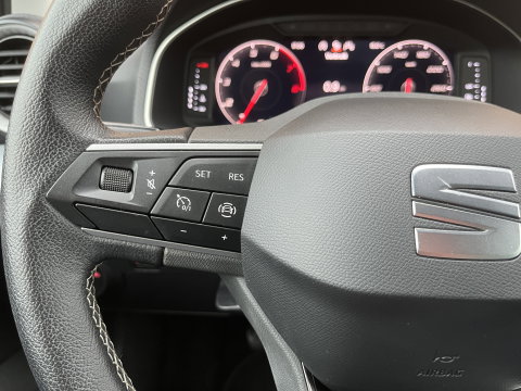 SEAT Arona 1.0 TSI Style Business Intense | Draadloze Apple Carplay | Automatische Verlichting | Front Assist | Stoelverwarming |