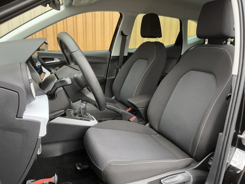 SEAT Arona 1.0 TSI Style Business Intense | Draadloze Apple Carplay | Automatische Verlichting | Front Assist | Stoelverwarming |