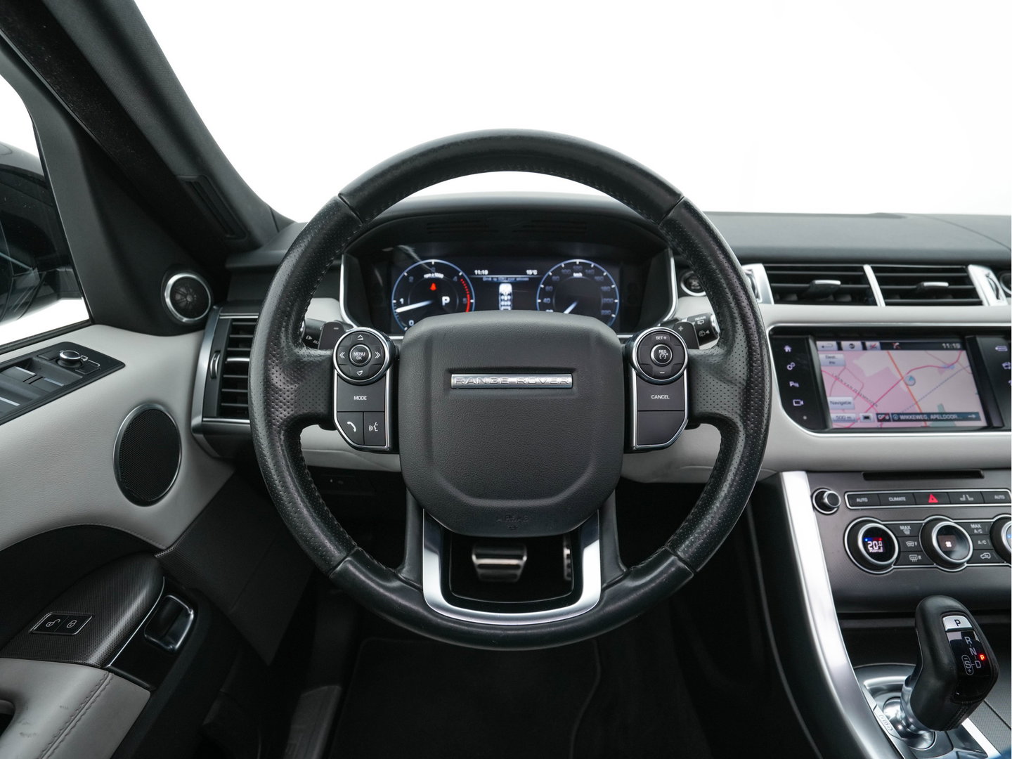 Land Rover Range Rover Sport 3.0 TDV6 HSE Dynamic *AUT | LEATHER | XENON | HEATED-COMFORTSEATS | NAVI-FULLMAP | KEYLESS | CAMERA | PRIVACY-GLASS | ECC | PDC | CRUISE | 21''ALU*