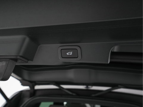 Land Rover Range Rover Sport 3.0 TDV6 HSE Dynamic *AUT | LEATHER | XENON | HEATED-COMFORTSEATS | NAVI-FULLMAP | KEYLESS | CAMERA | PRIVACY-GLASS | ECC | PDC | CRUISE | 21''ALU*