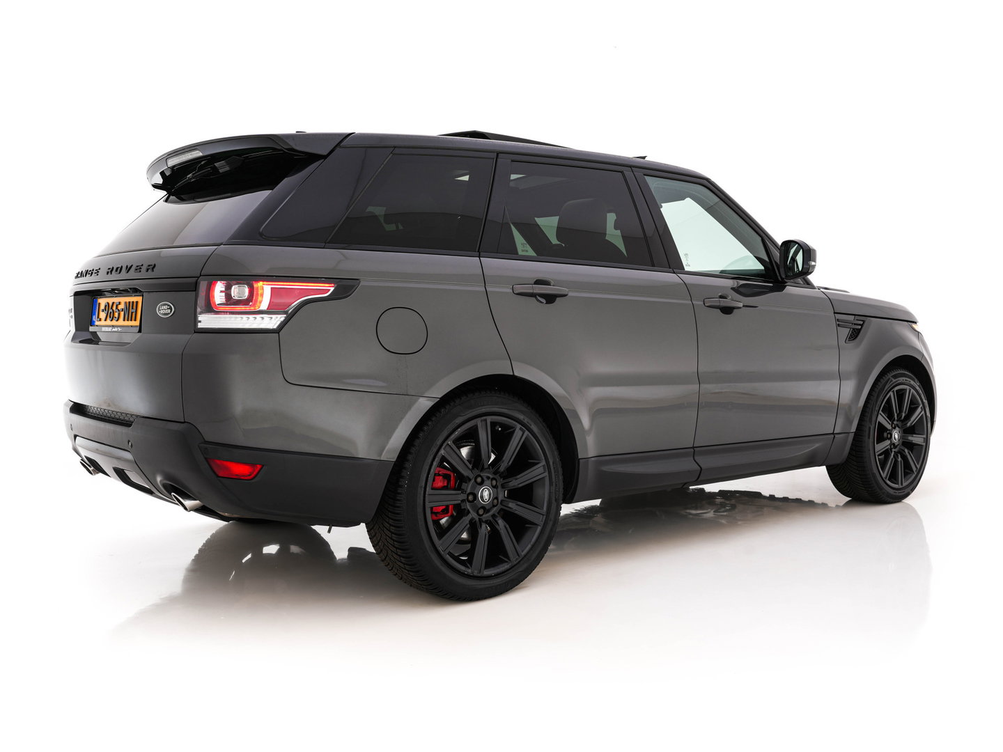 Land Rover Range Rover Sport 3.0 TDV6 HSE Dynamic *AUT | LEATHER | XENON | HEATED-COMFORTSEATS | NAVI-FULLMAP | KEYLESS | CAMERA | PRIVACY-GLASS | ECC | PDC | CRUISE | 21''ALU*