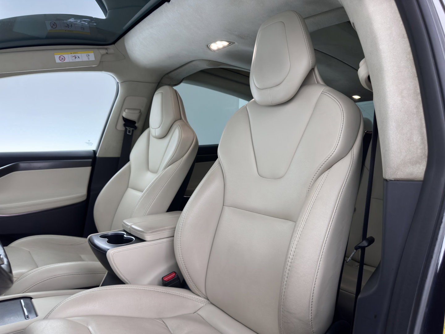 Tesla Model X 100D 7PERS. (INCL. BTW) *AUT | PANO | LEATHER | NAVI-FULLMAP | FULL-LED | AIRSUSPENSION | DIGI-COCKPIT | FASTLOADER | KEYLESS | DAB+ | HEATED-SPORTSEATS | PRIVACY-GLASS | AUTOPILOT |  20"ALU*