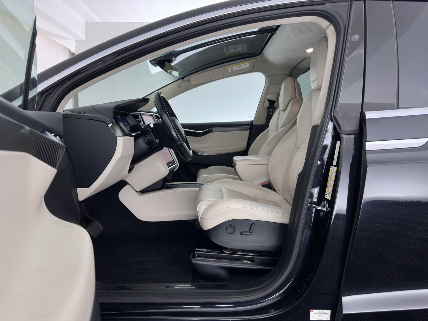 Tesla Model X 100D 7PERS. (INCL. BTW) *AUT | PANO | LEATHER | NAVI-FULLMAP | FULL-LED | AIRSUSPENSION | DIGI-COCKPIT | FASTLOADER | KEYLESS | DAB+ | HEATED-SPORTSEATS | PRIVACY-GLASS | AUTOPILOT |  20"ALU*