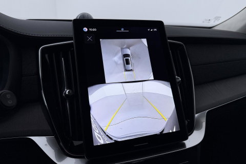 Volvo XC90 T8 Ultra Bright | Luchtvering | Bowers&Wilkins | 22 Inch | Panoramadak | Trekhaak | 360° Camera | Head-Up