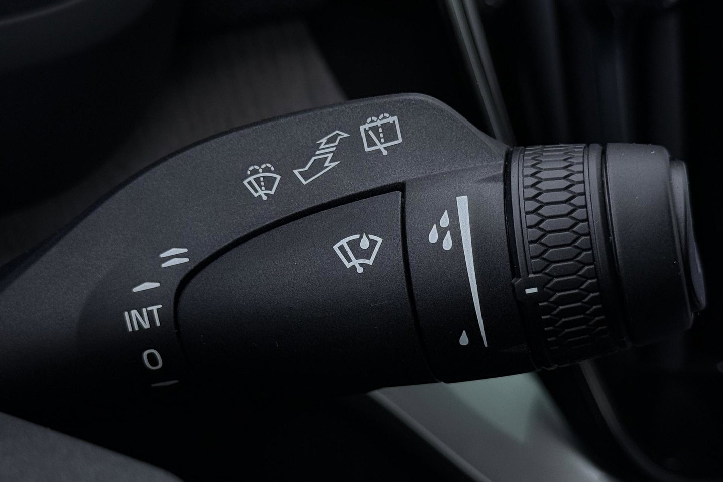 Volvo XC90 T8 Ultra Bright | Luchtvering | Bowers&Wilkins | 22 Inch | Panoramadak | Trekhaak | 360° Camera | Head-Up