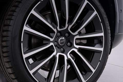 Volvo XC90 T8 Ultra Bright | Luchtvering | Bowers&Wilkins | 22 Inch | Panoramadak | Trekhaak | 360° Camera | Head-Up
