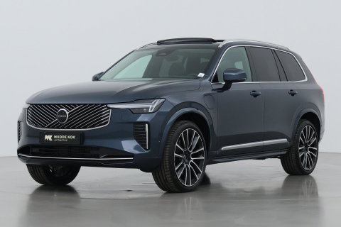 Volvo XC90 T8 Ultra Bright | Luchtvering | Bowers&Wilkins | 22 Inch | Panoramadak | Trekhaak | 360° Camera | Head-Up